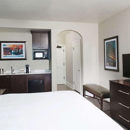 Hotel Alex Johnson Rapid City, Curio Collection By Hilton Exteriör bild