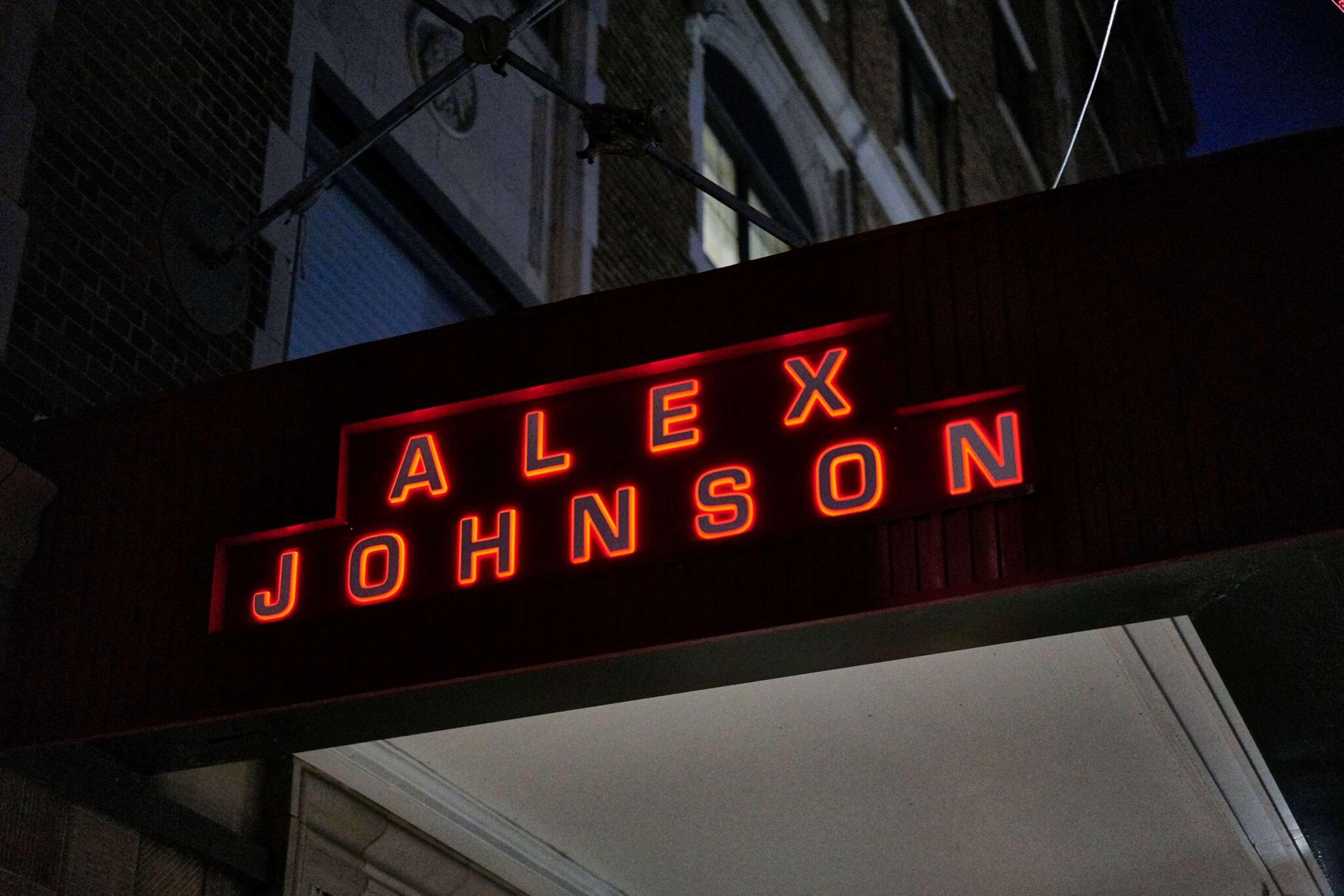 Hotel Alex Johnson Rapid City, Curio Collection By Hilton Exteriör bild