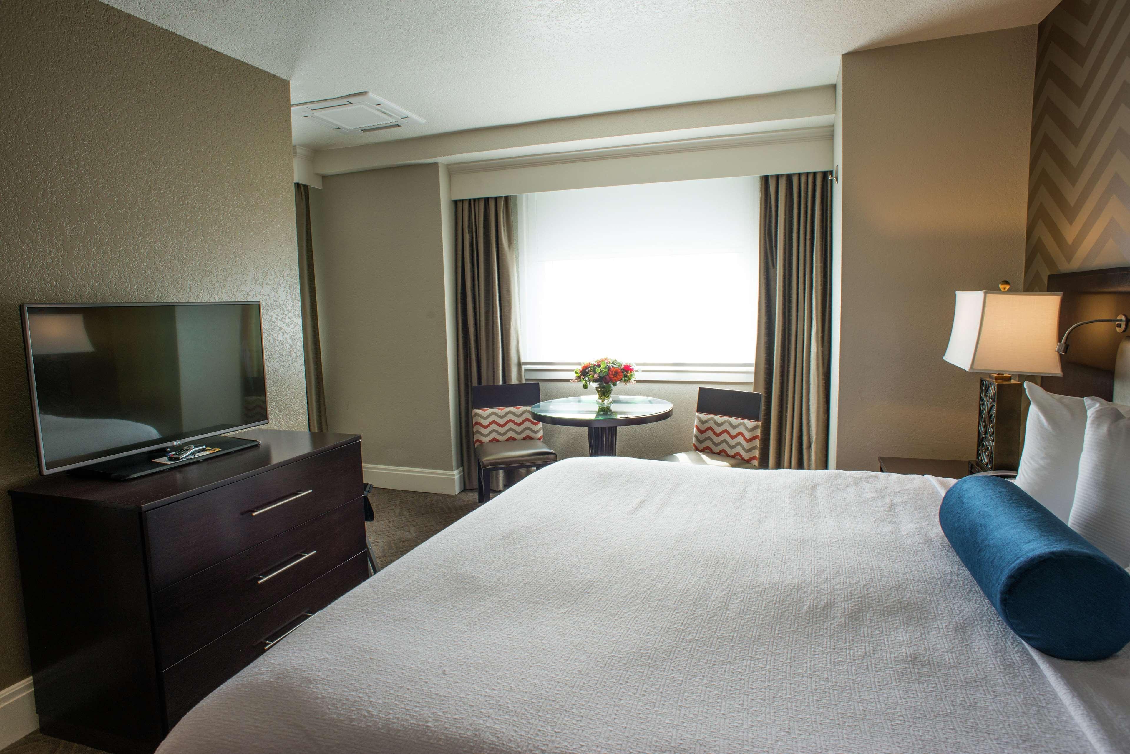 Hotel Alex Johnson Rapid City, Curio Collection By Hilton Exteriör bild