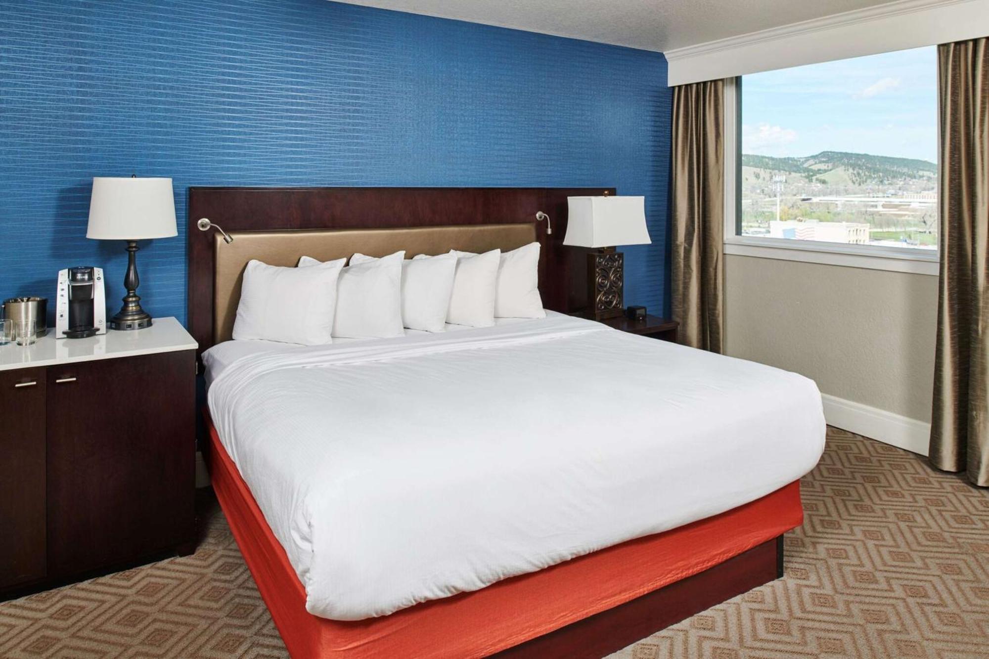 Hotel Alex Johnson Rapid City, Curio Collection By Hilton Exteriör bild